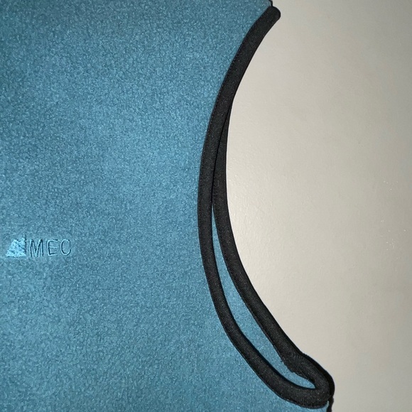 Vintage MEC Teal vest - Picture 5 of 10